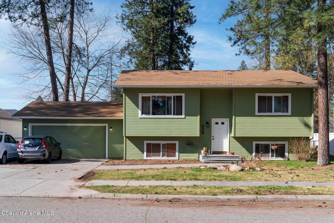 3945 Trevino Dr - Photo 1