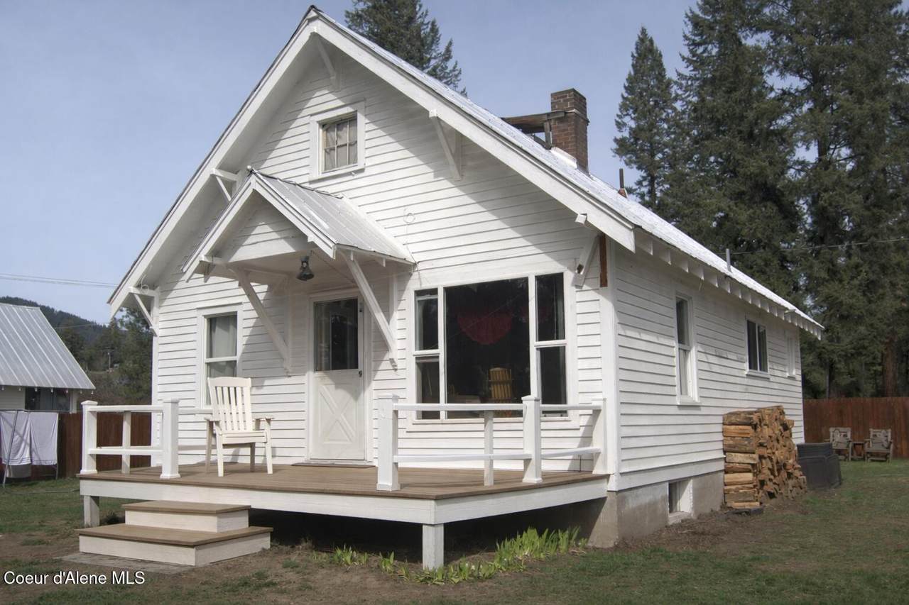 131 Electric Ave. - Photo 1