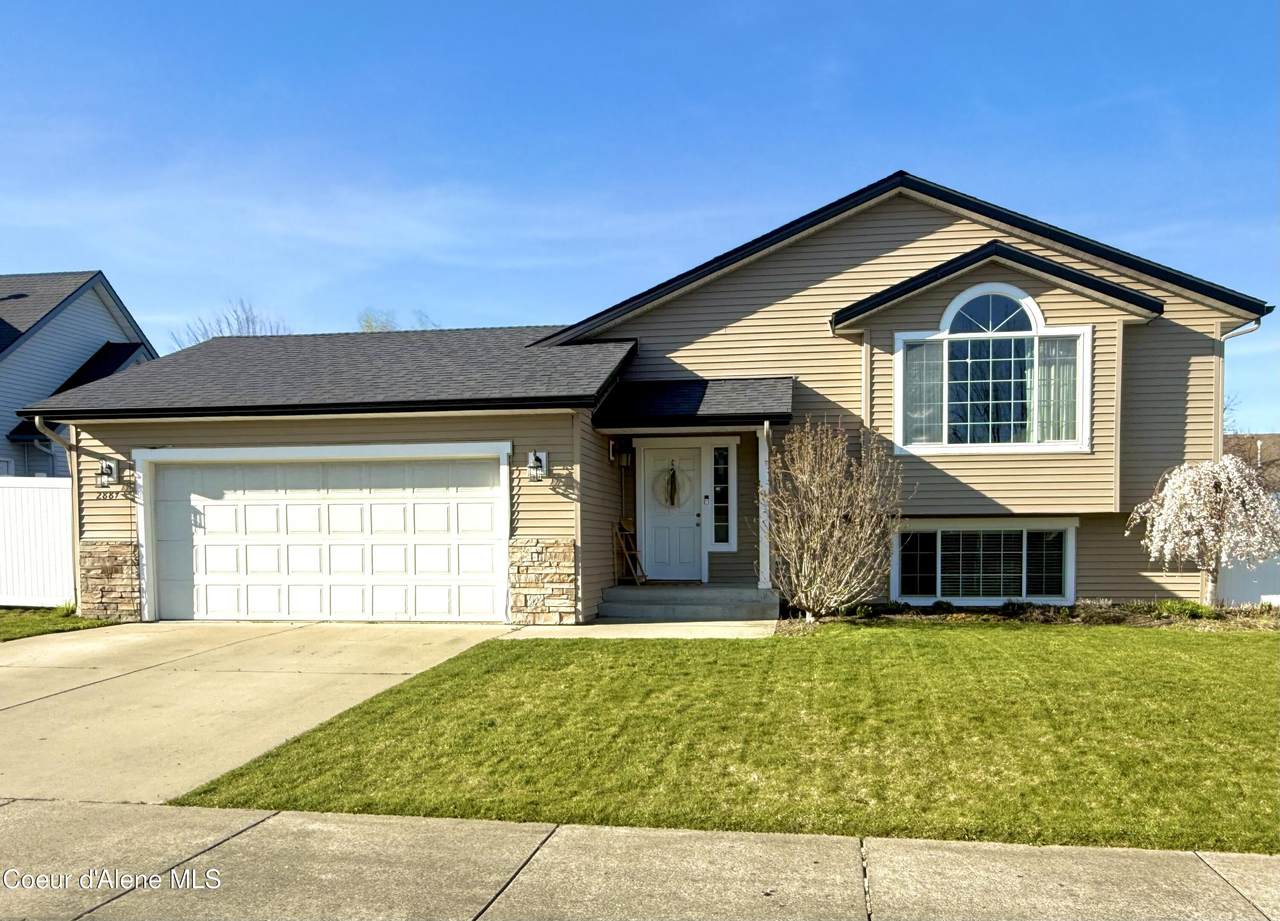 2887 Cranberry Ave - Photo 1