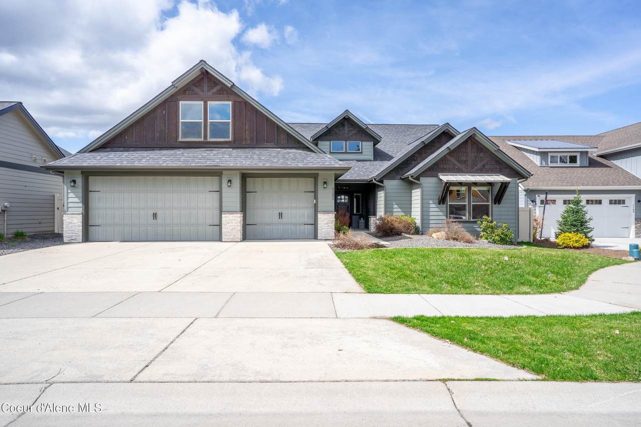 7151 Baudelaire Dr - Photo 1