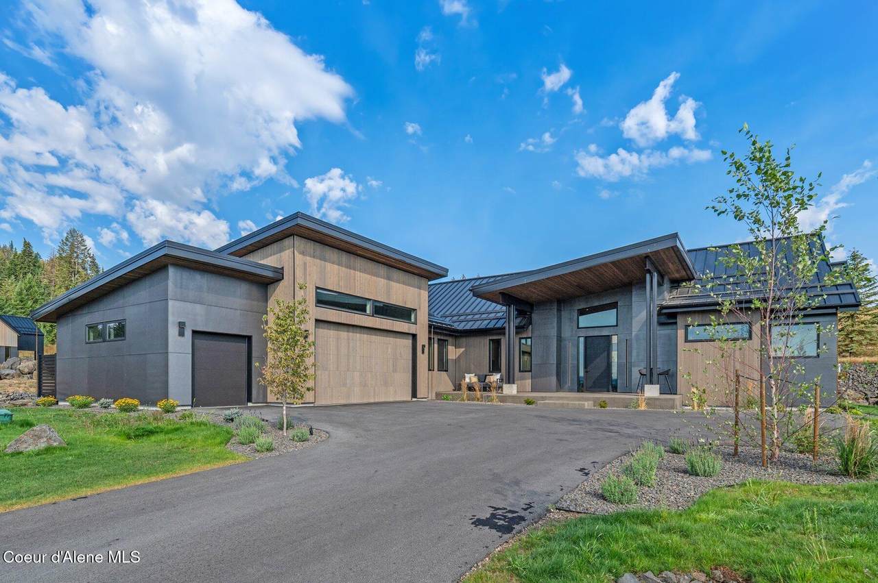 15374 Chalone Dr - Photo 1