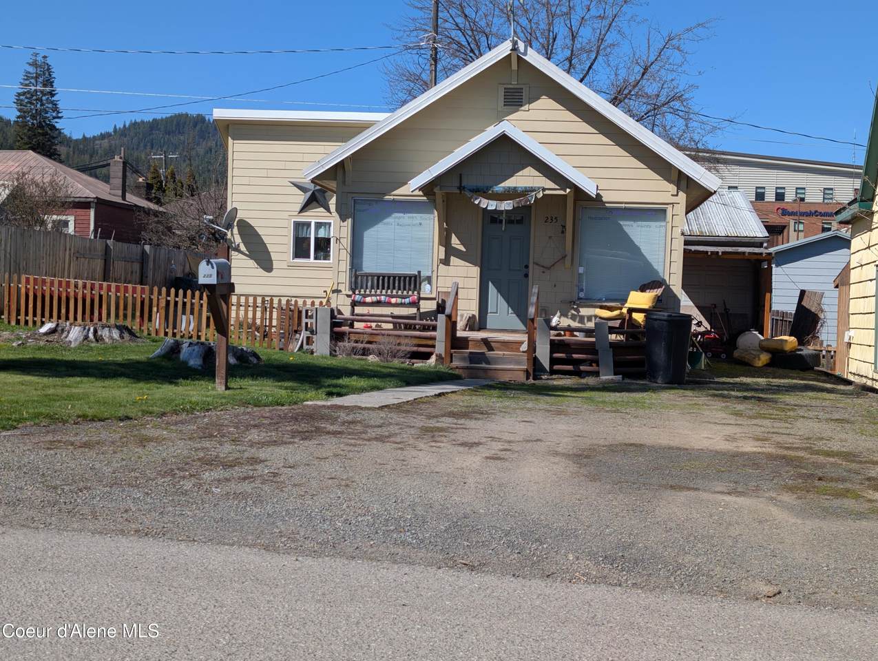 235 5th St - Photo 1