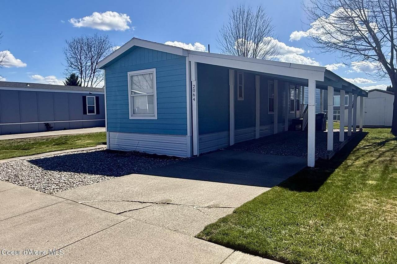 2064 Windermere Ave - Photo 1