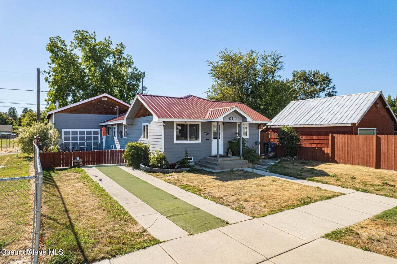 436 Lavina Ave - Photo 1