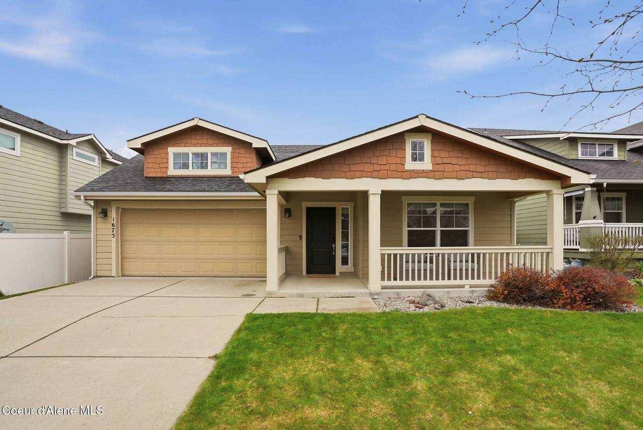 1675 Yaquina Dr - Photo 1
