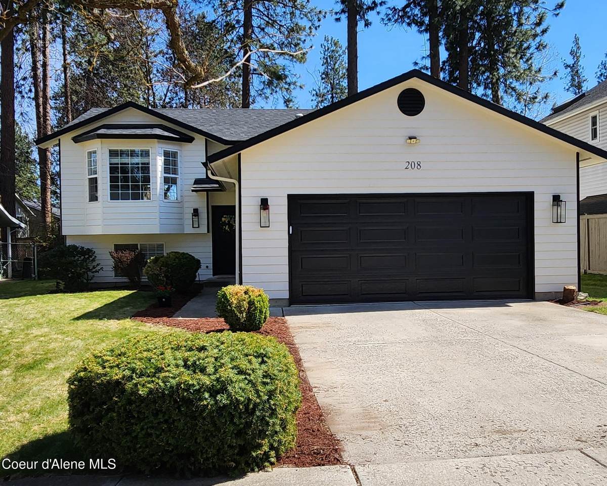 208 Riverwood Ct - Photo 1