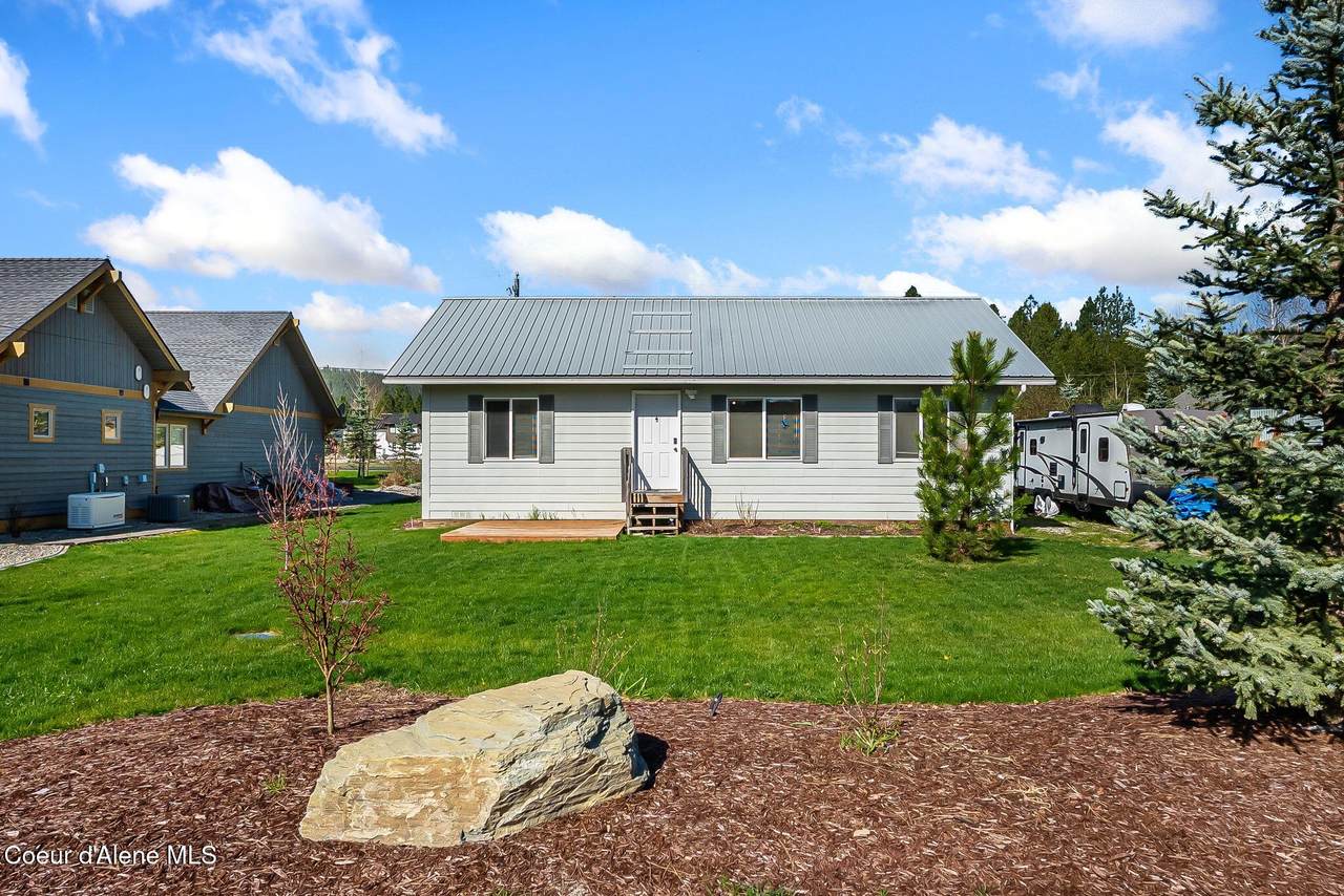 302 Mill Rd - Photo 1