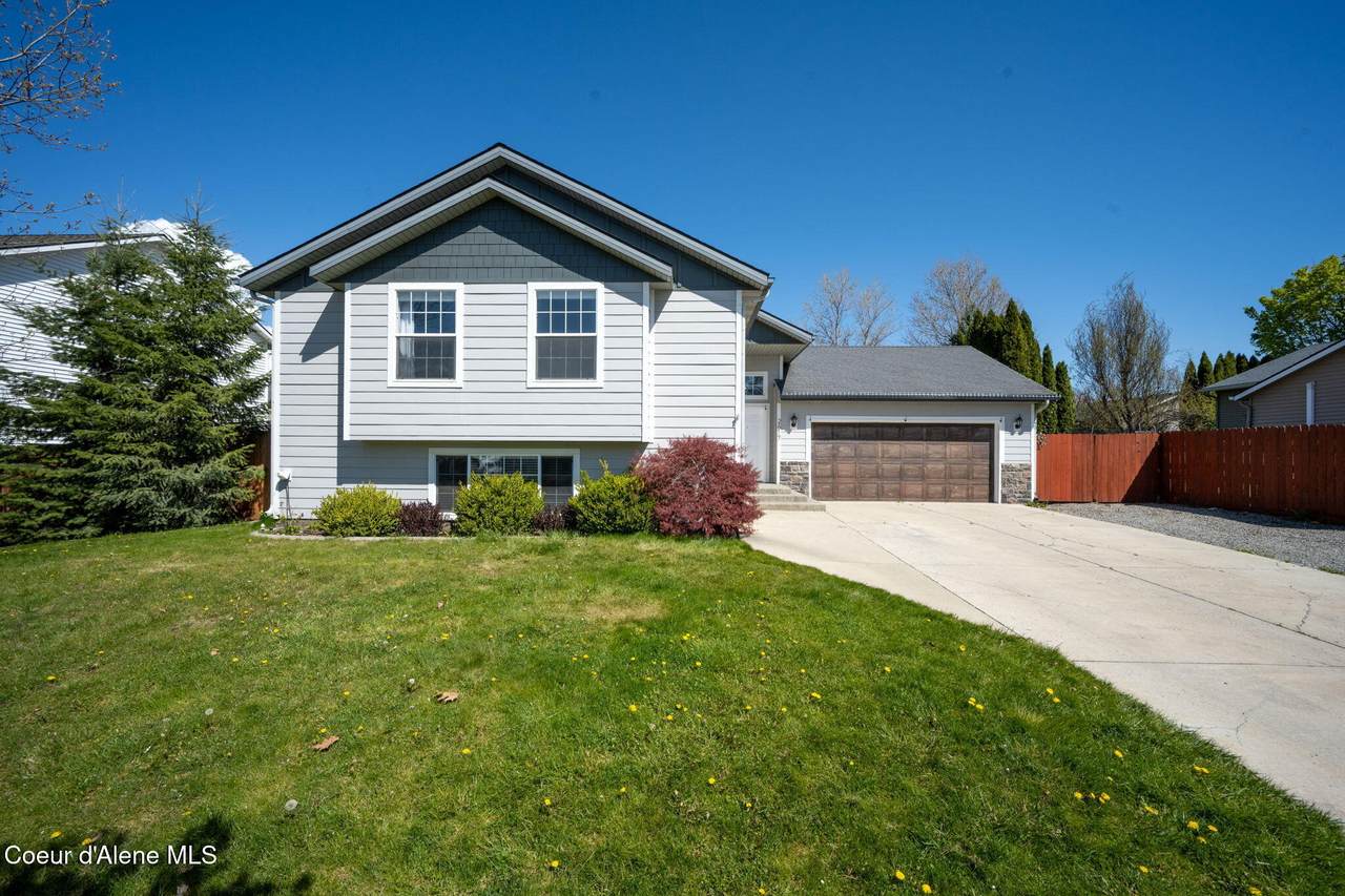 2617 Blueberry Cir - Photo 1