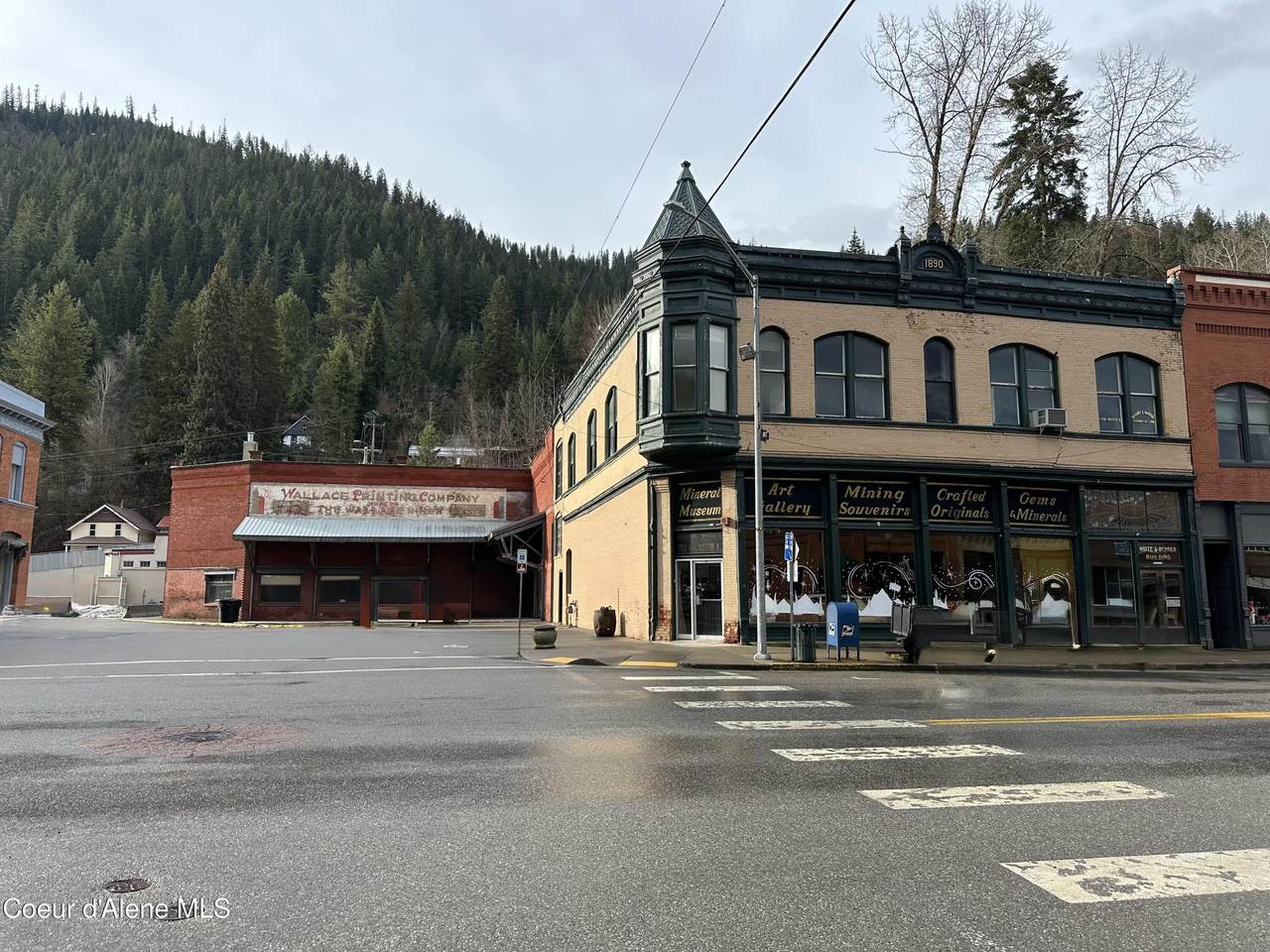 524 Bank St - Photo 1