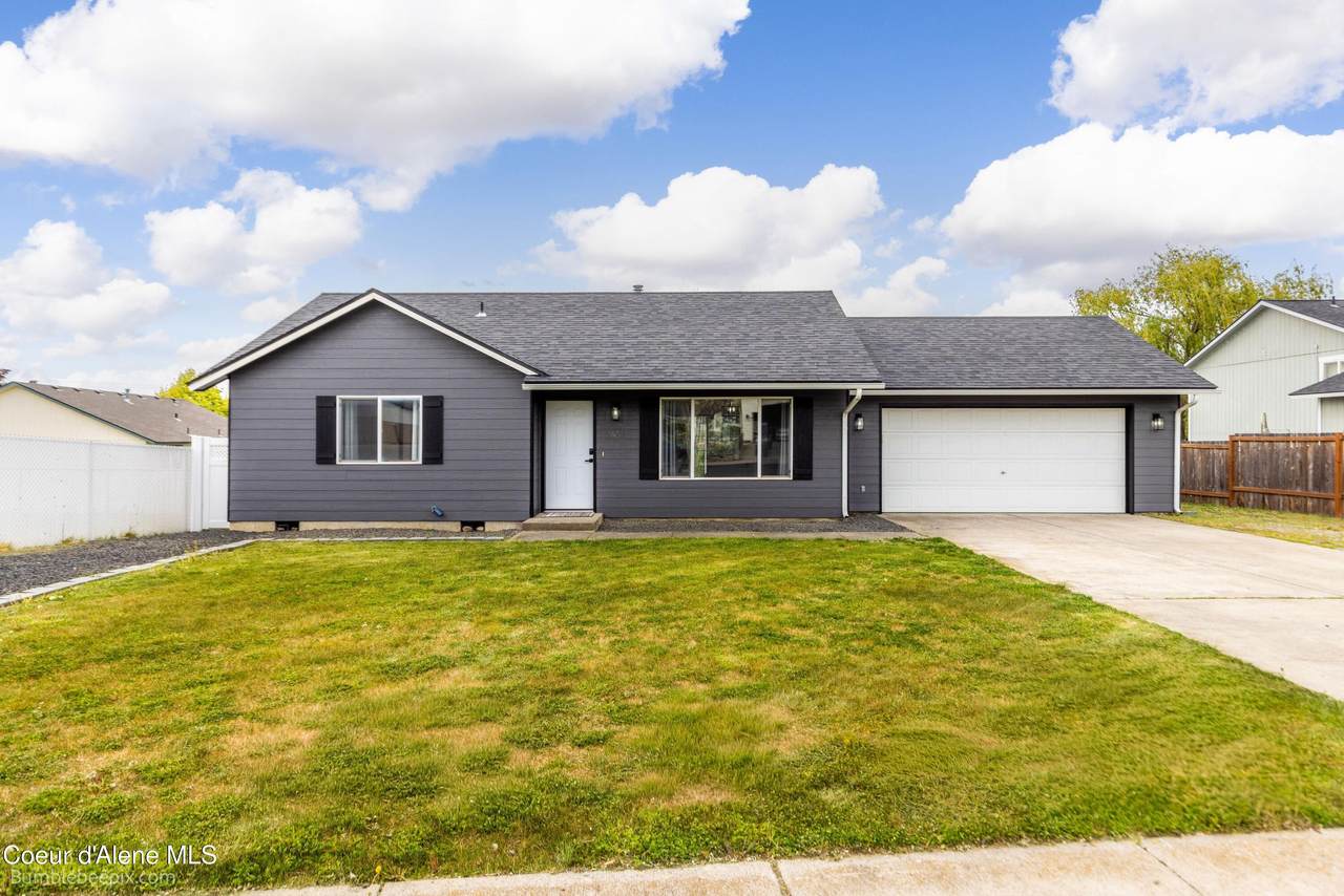 2615 Rawhide Ridge Rd - Photo 1