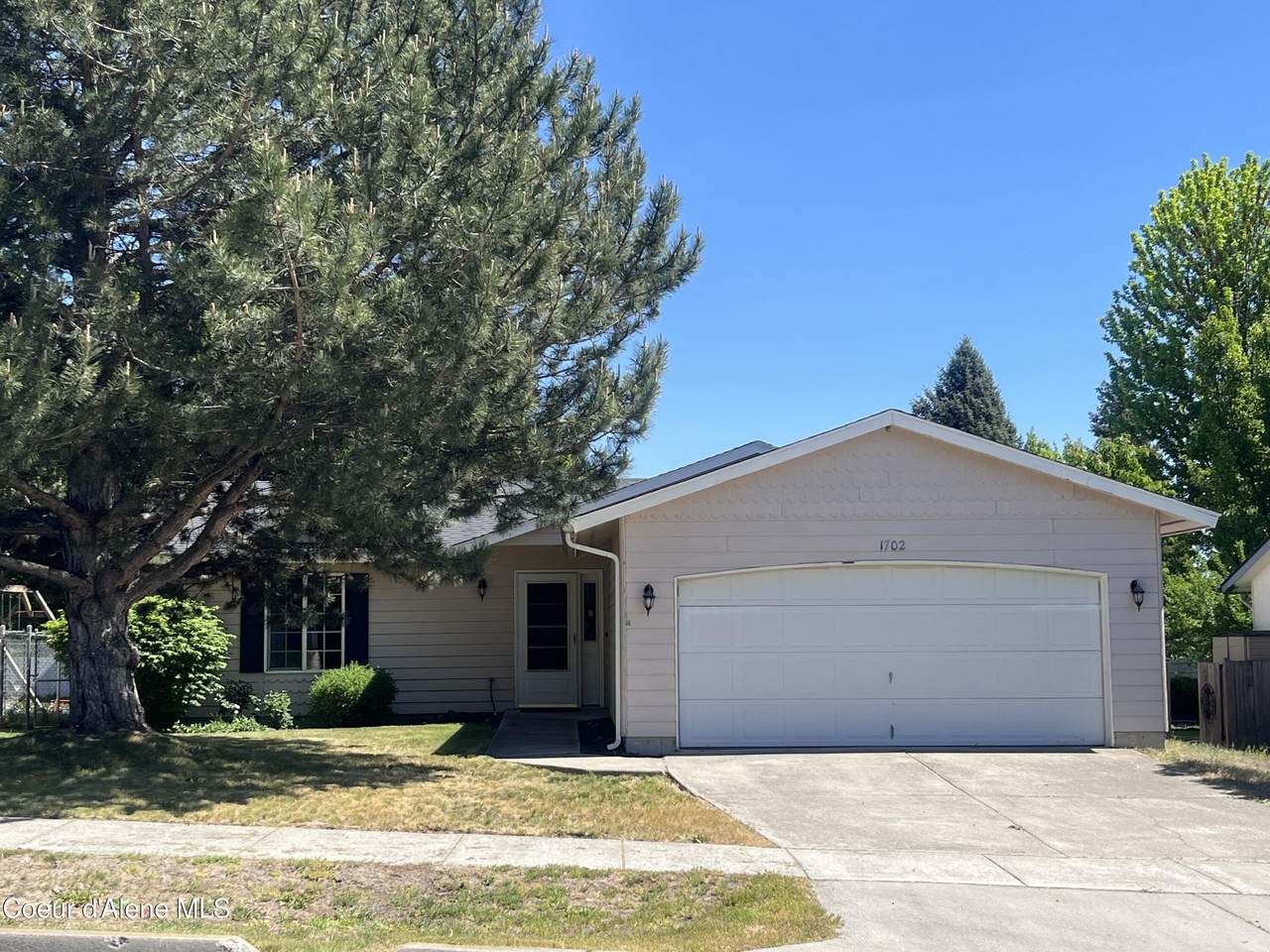 1702 Summer Rose St - Photo 1