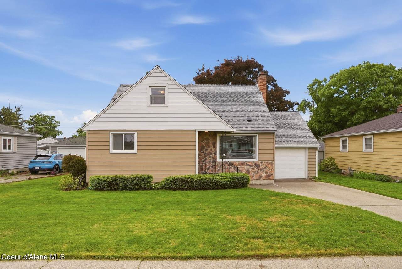 624 Courtland Ave - Photo 1