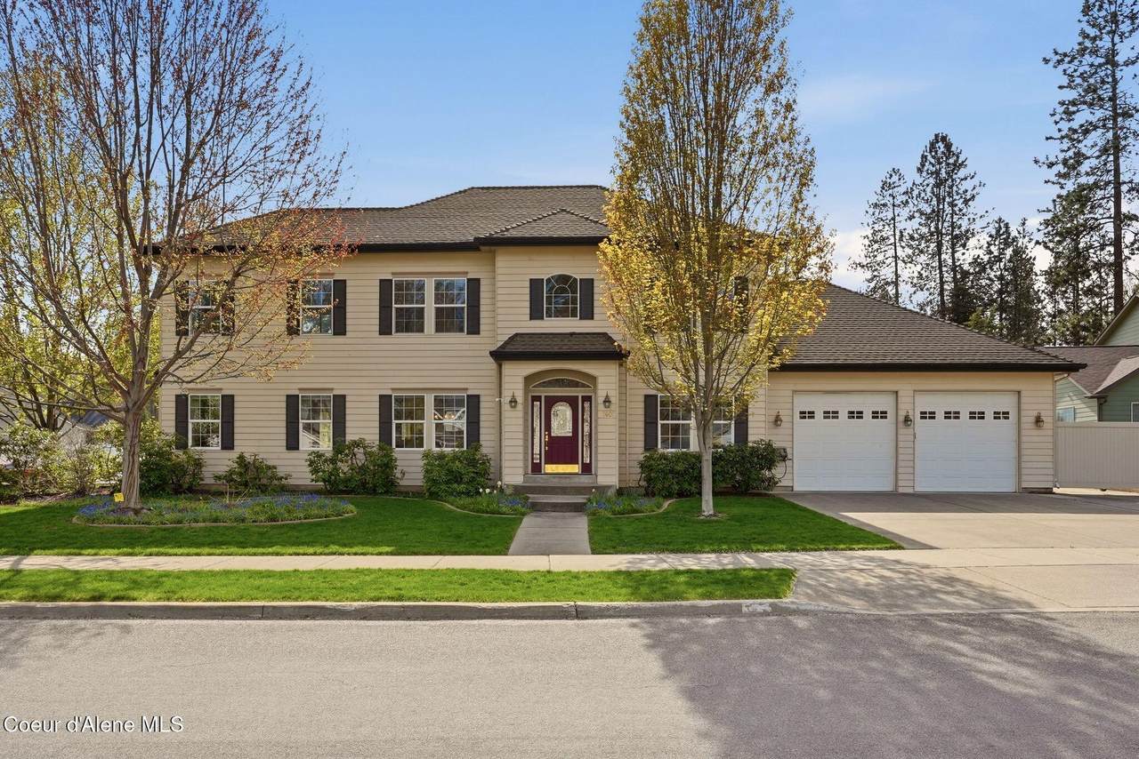 1401 Riverside Harbor Dr - Photo 1