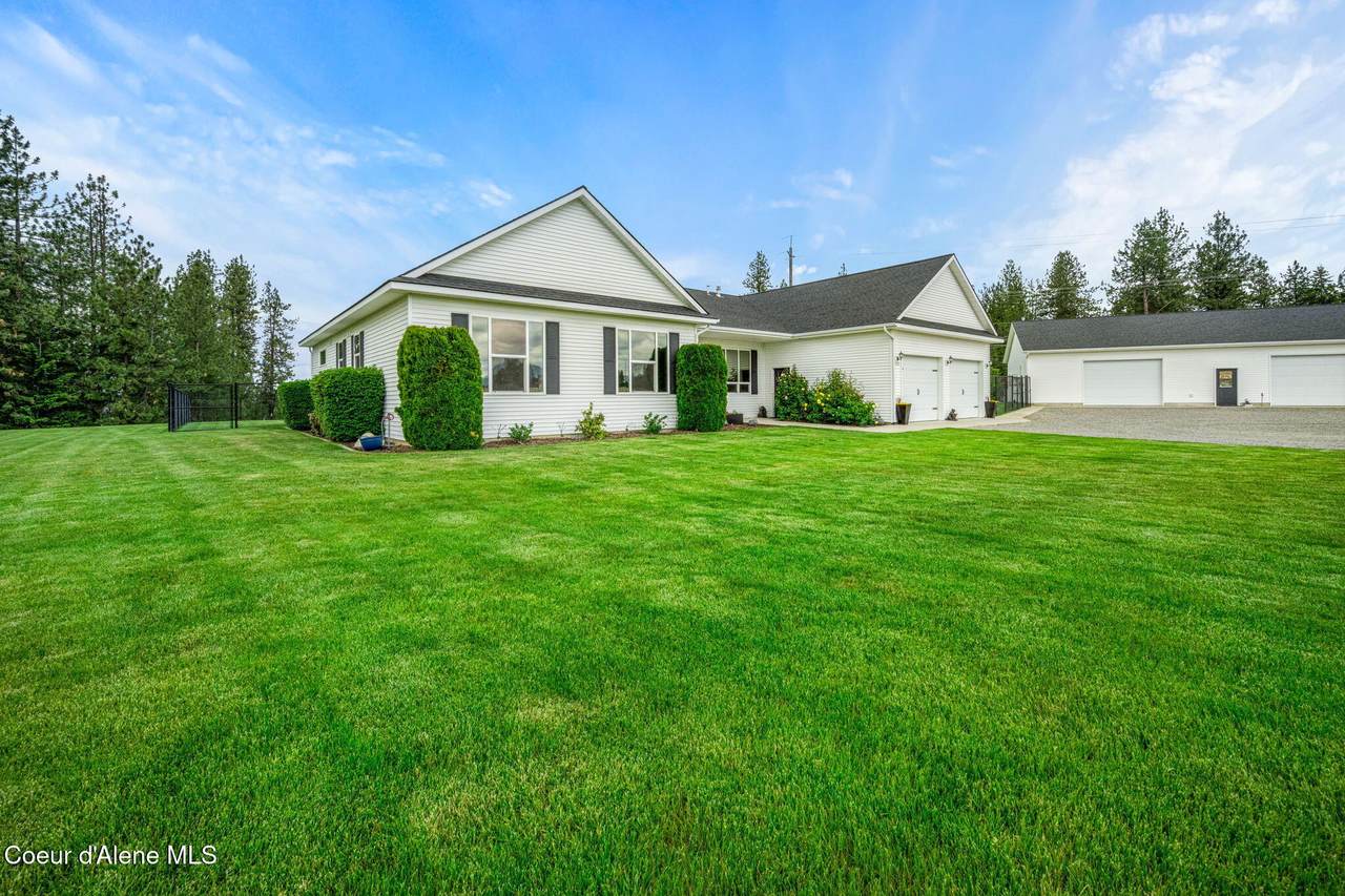 6532 Poleline Ave - Photo 1