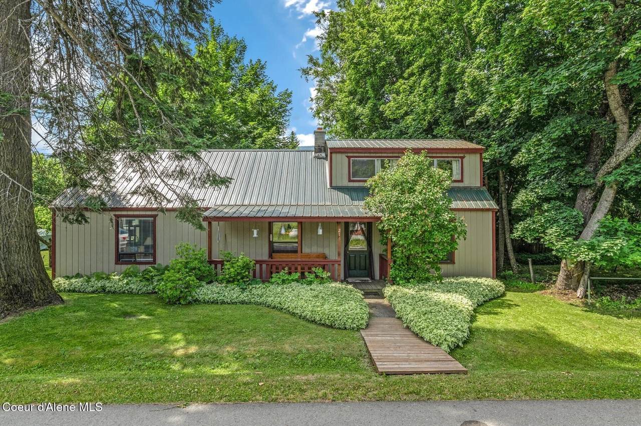 213 5th Ave - Photo 1