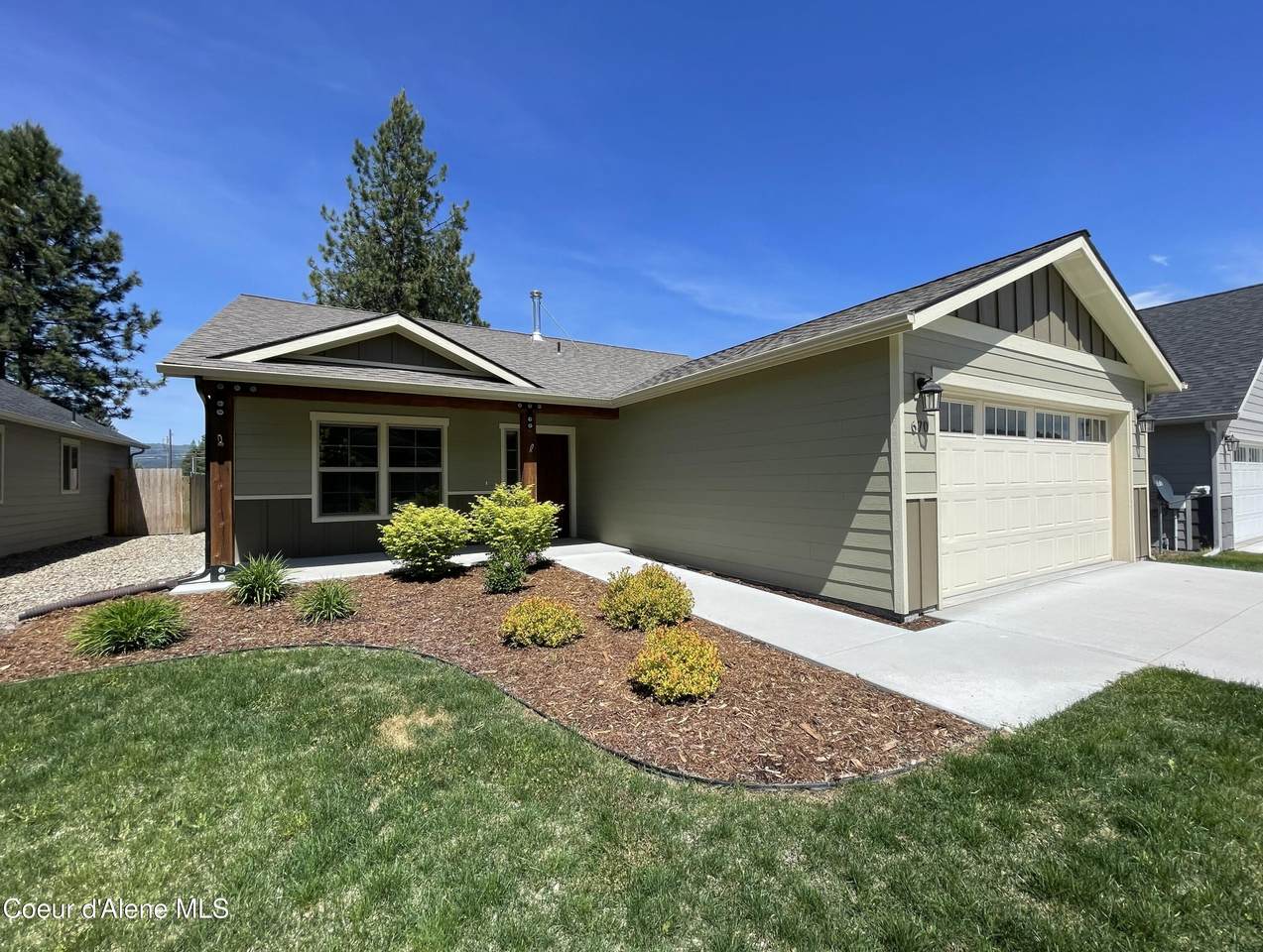 670 Valley St - Photo 1