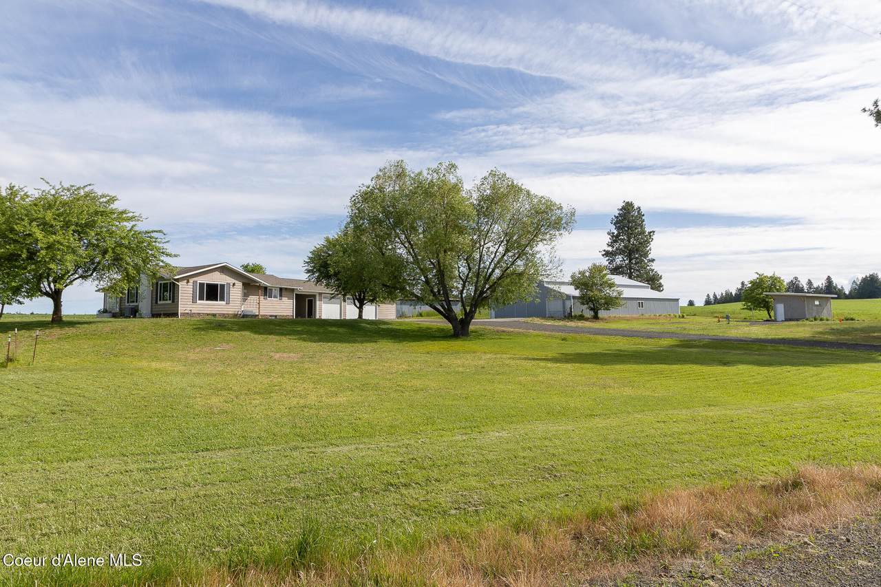 640 Renlow Rd - Photo 1