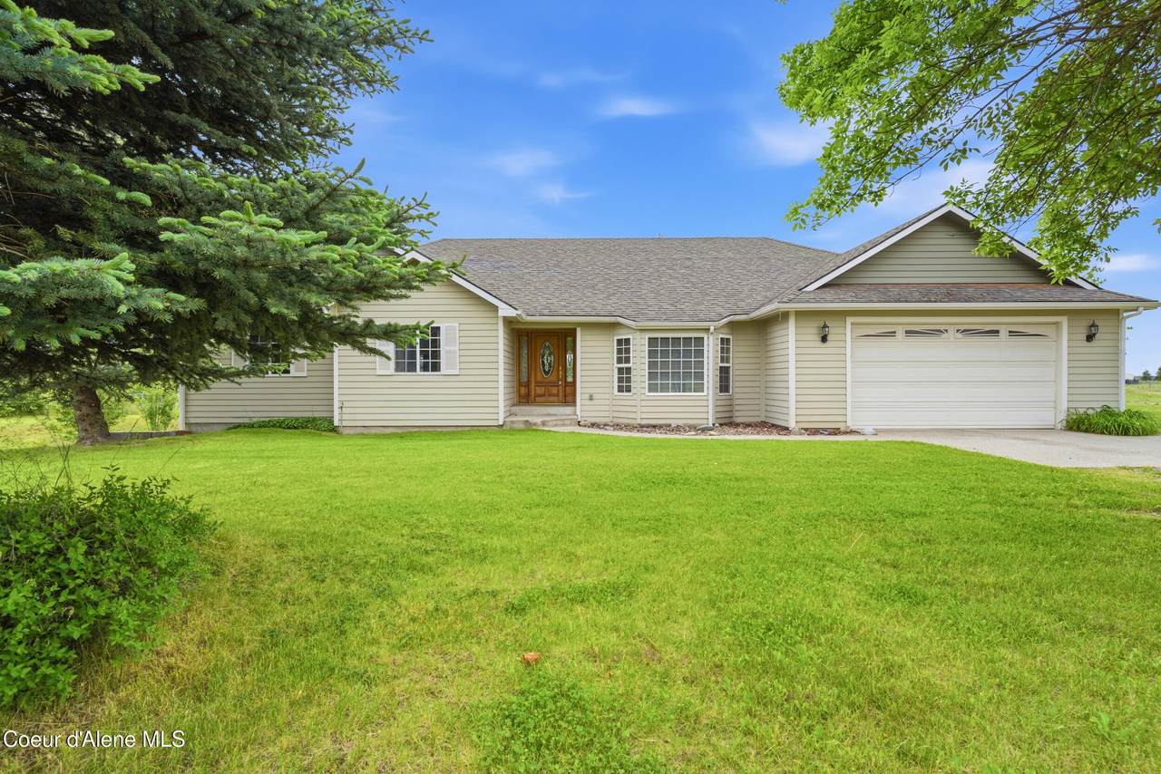 2232 Shoshone Ave - Photo 1