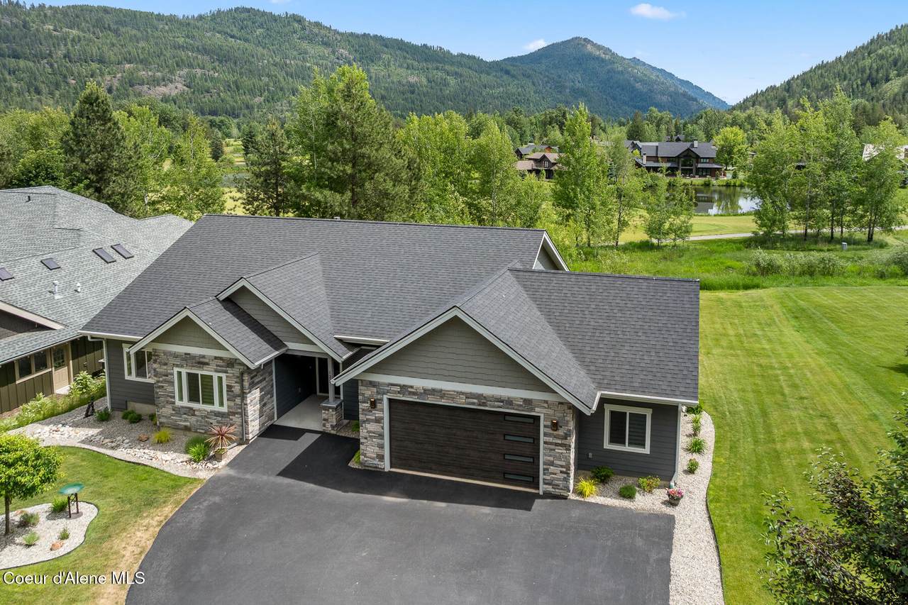 125 Golfview Ln - Photo 1