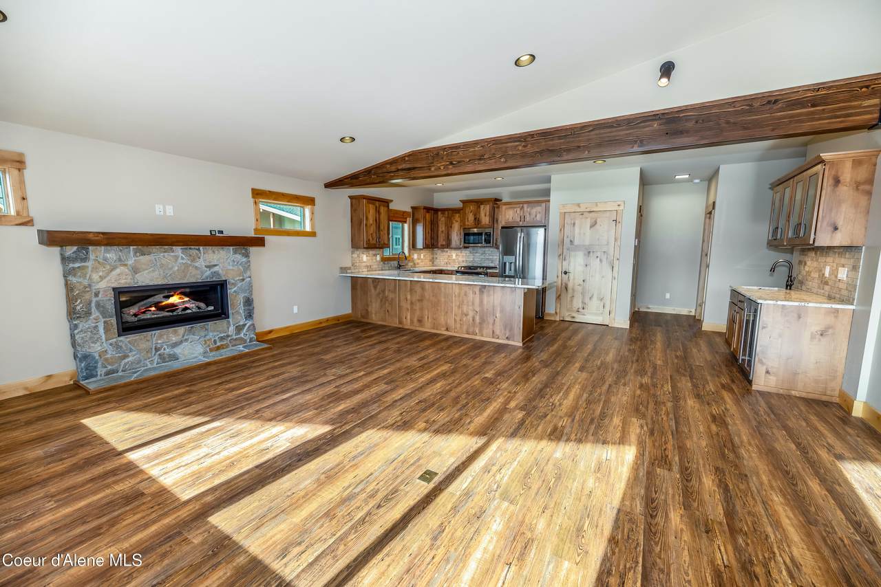 21 Fremont Ln - Photo 1