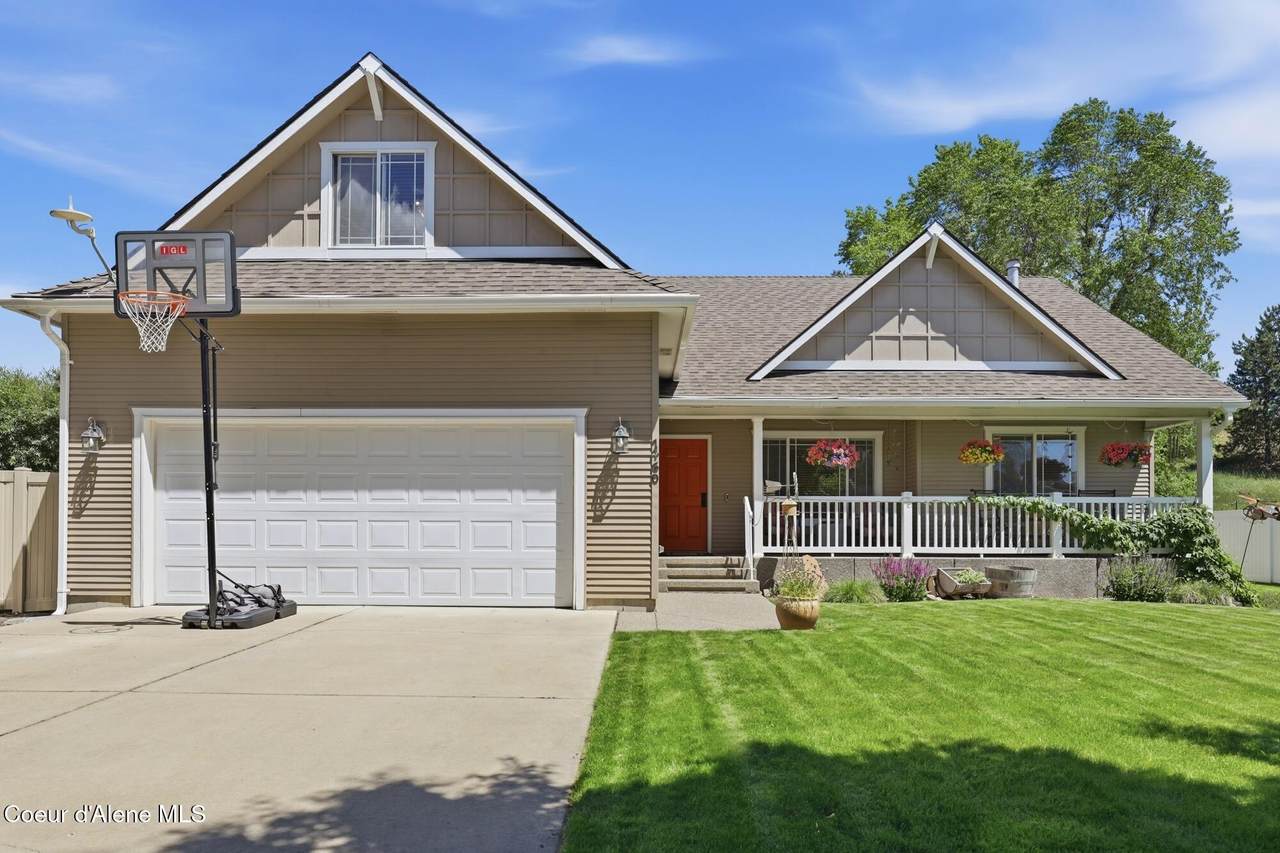 1460 Willamette Dr - Photo 1