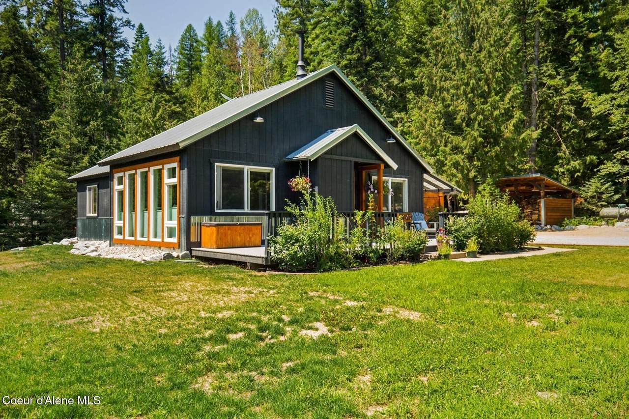 1042 Wrenco Rd - Photo 1