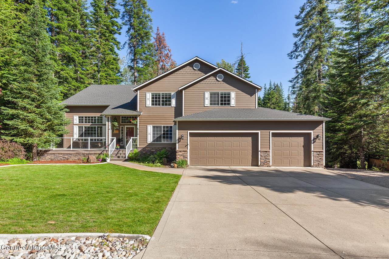 3256 Cambridge Dr - Photo 1