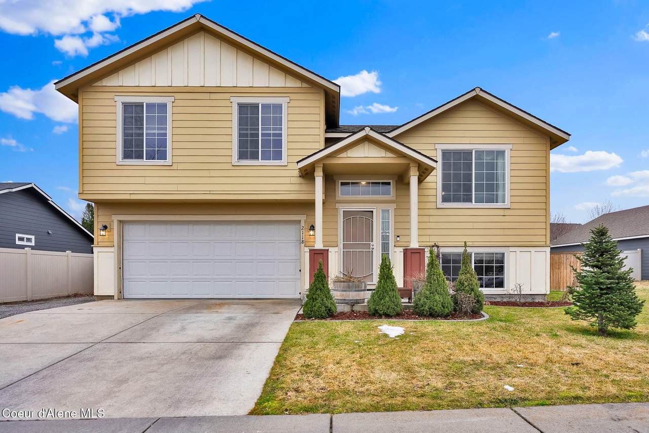 2118 Teanaway Dr - Photo 1