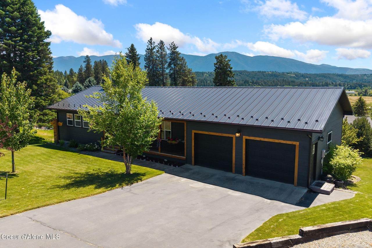 6872 Westview Drive - Photo 1