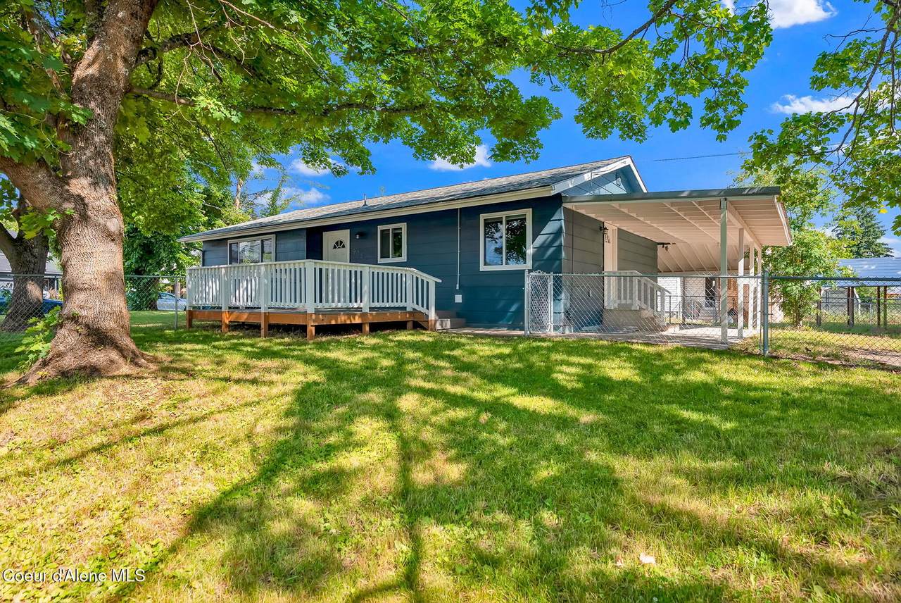 905 Walnut Ave - Photo 1