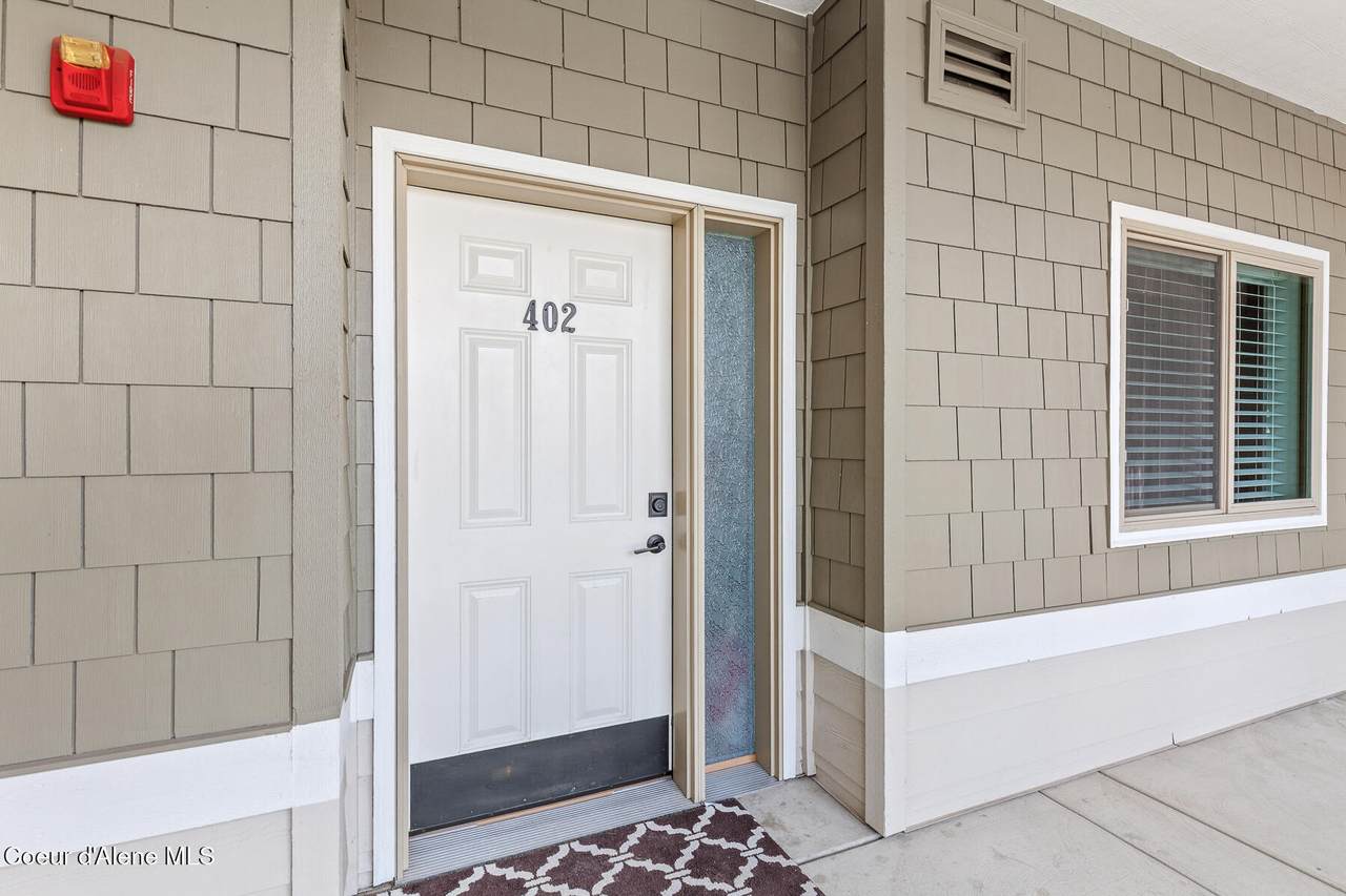 355 Waterside Dr - Photo 1