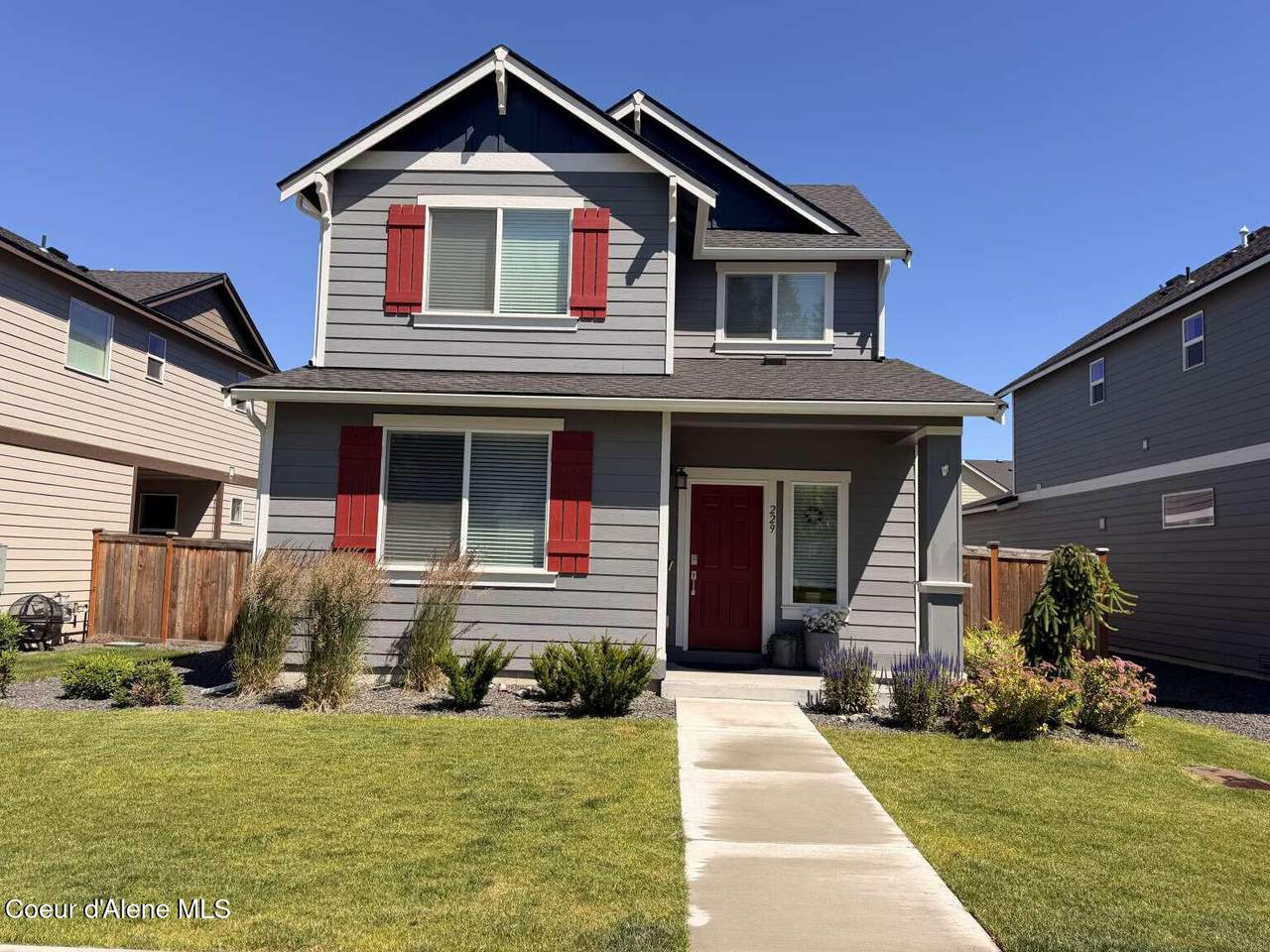 229 Sandmyrtle Ave - Photo 1