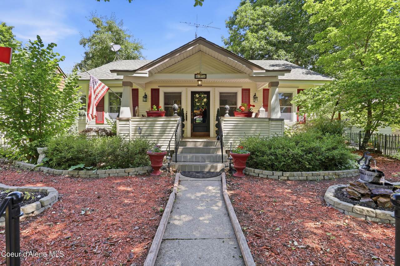 813 Saint Maries Ave - Photo 1