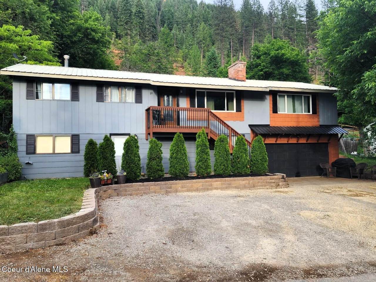 20 Union Ave - Photo 1
