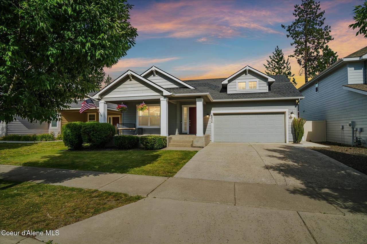 6854 Cornwall St - Photo 1
