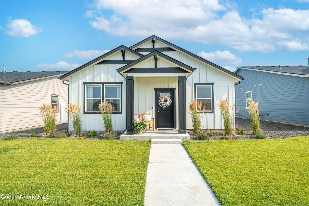 5150 Antares Ln - Photo 1
