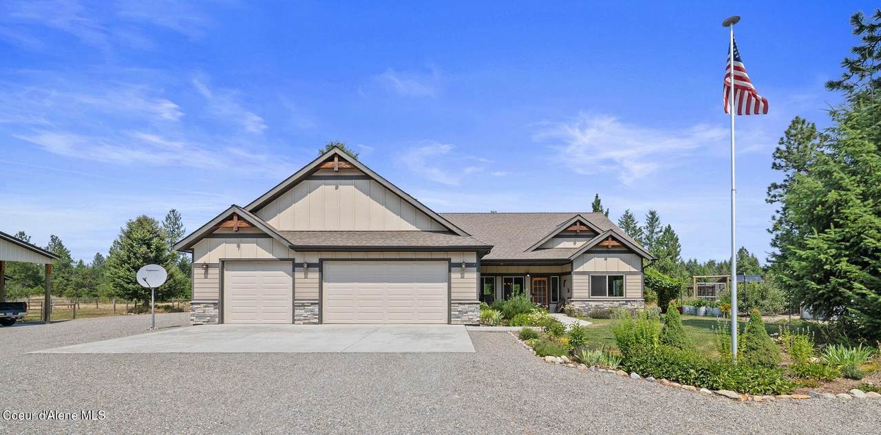 225 Aurora Way - Photo 1