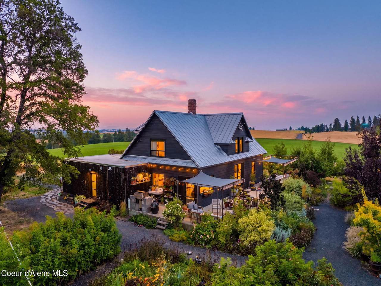 1611 Little Bear Ridge Rd - Photo 1