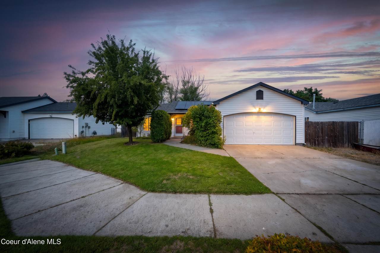2005 Blossom Ct - Photo 1