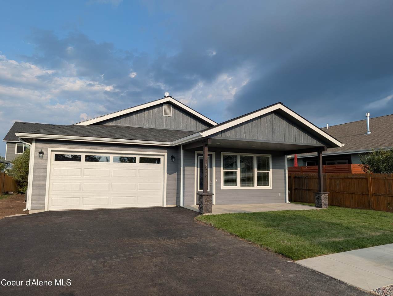 1525 Nicholas Way - Photo 1