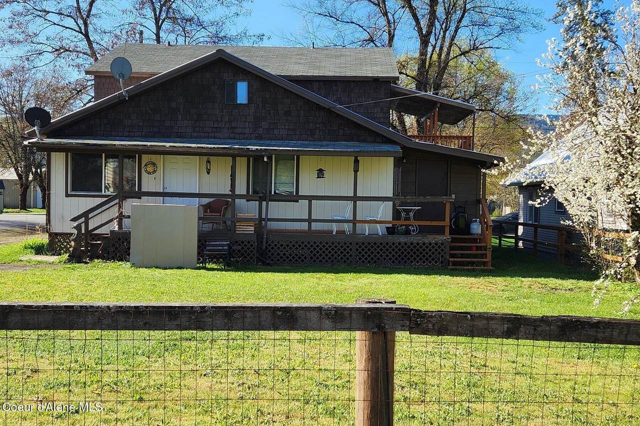 180 Third St. - Photo 1
