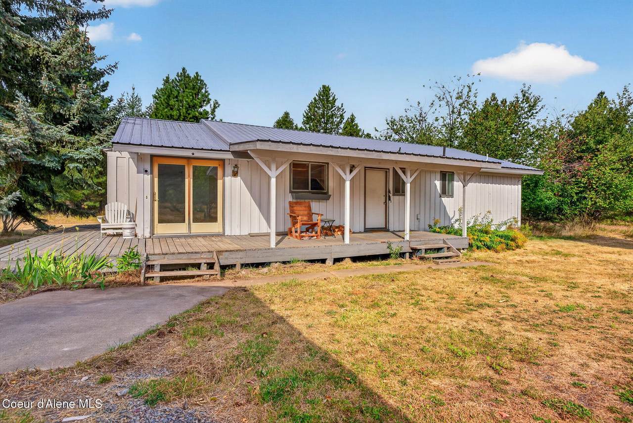 76 Tower Rd - Photo 1