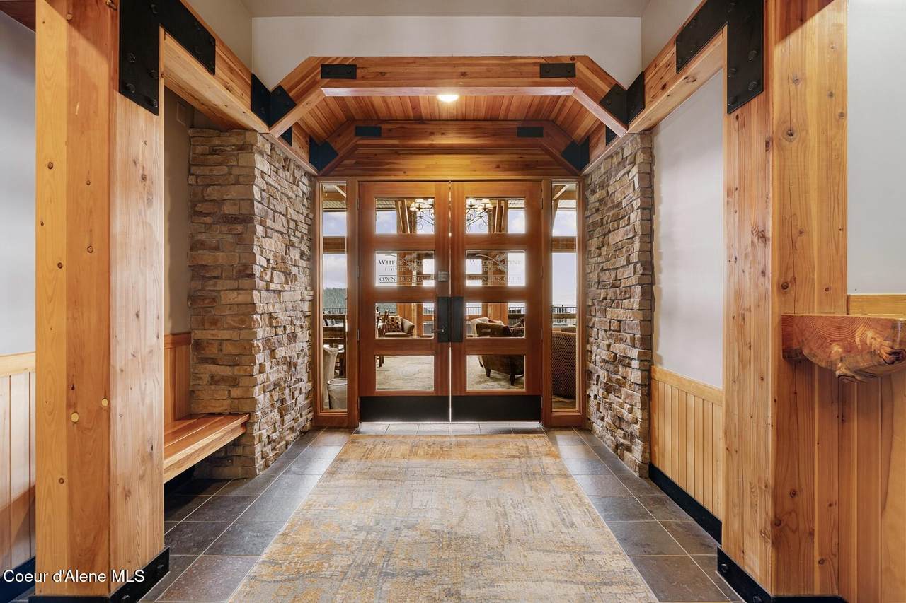 124 Village Ln - Photo 1