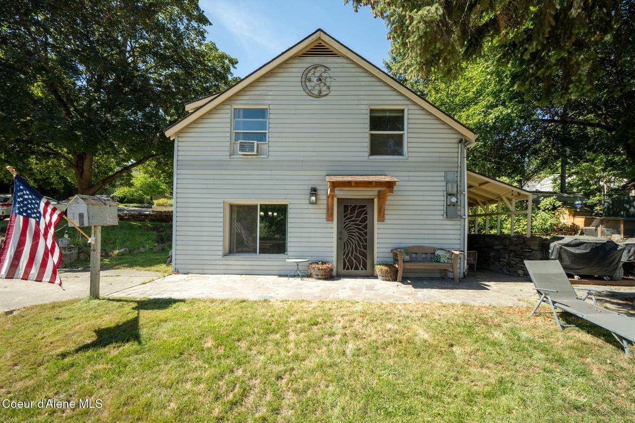 915 Boyd Ave - Photo 1