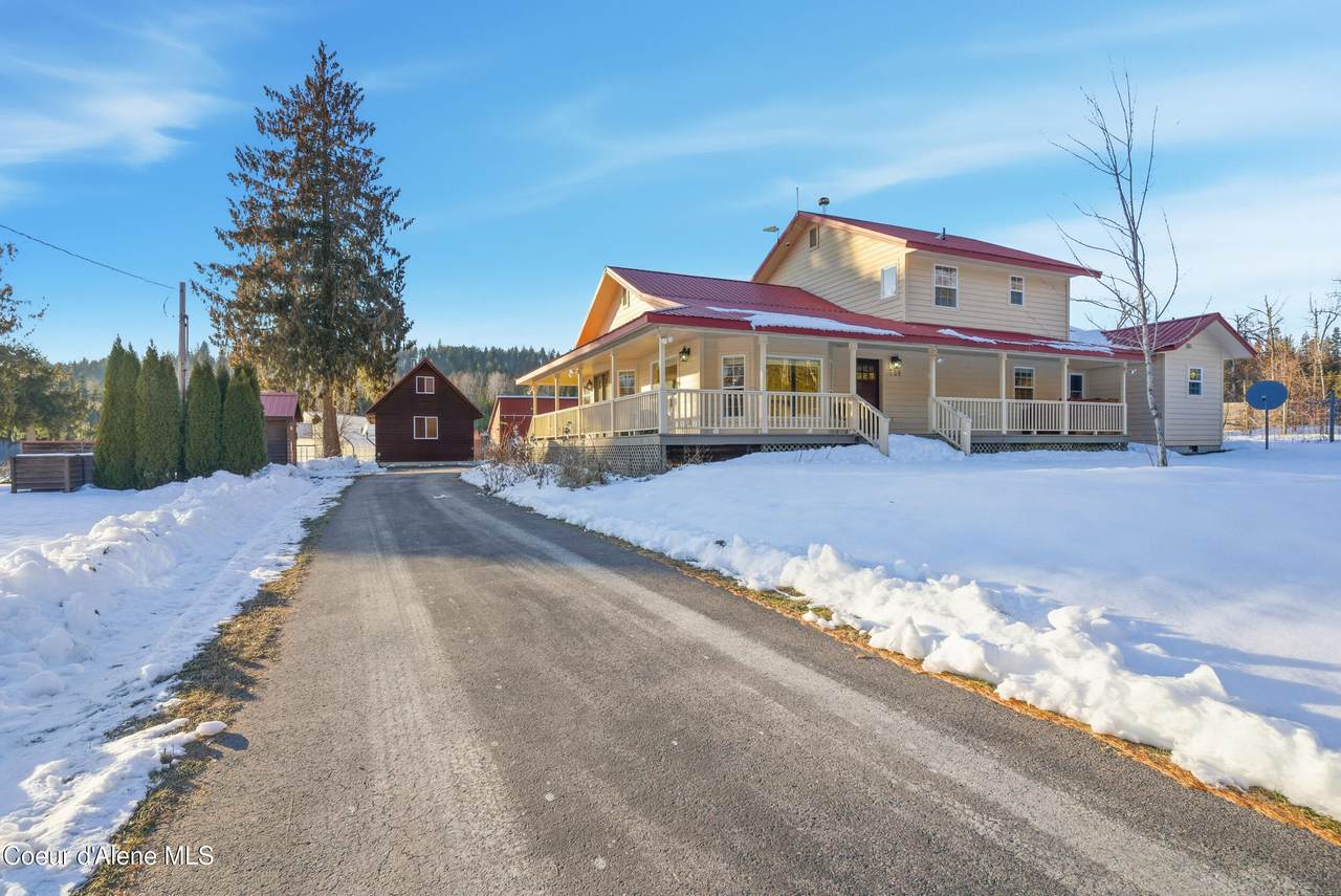 758 Meadowood Rd - Photo 1