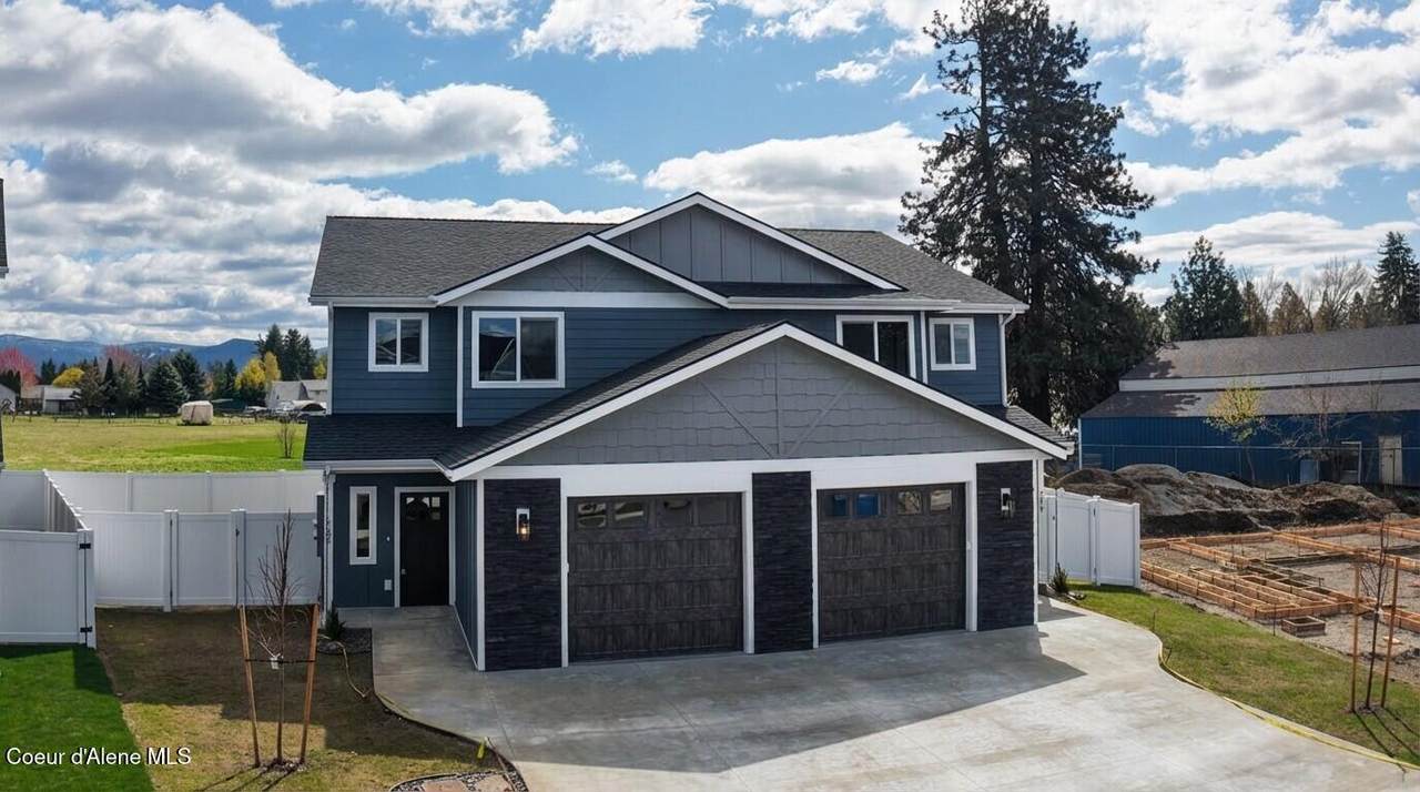180 Lobo Loop - Photo 1