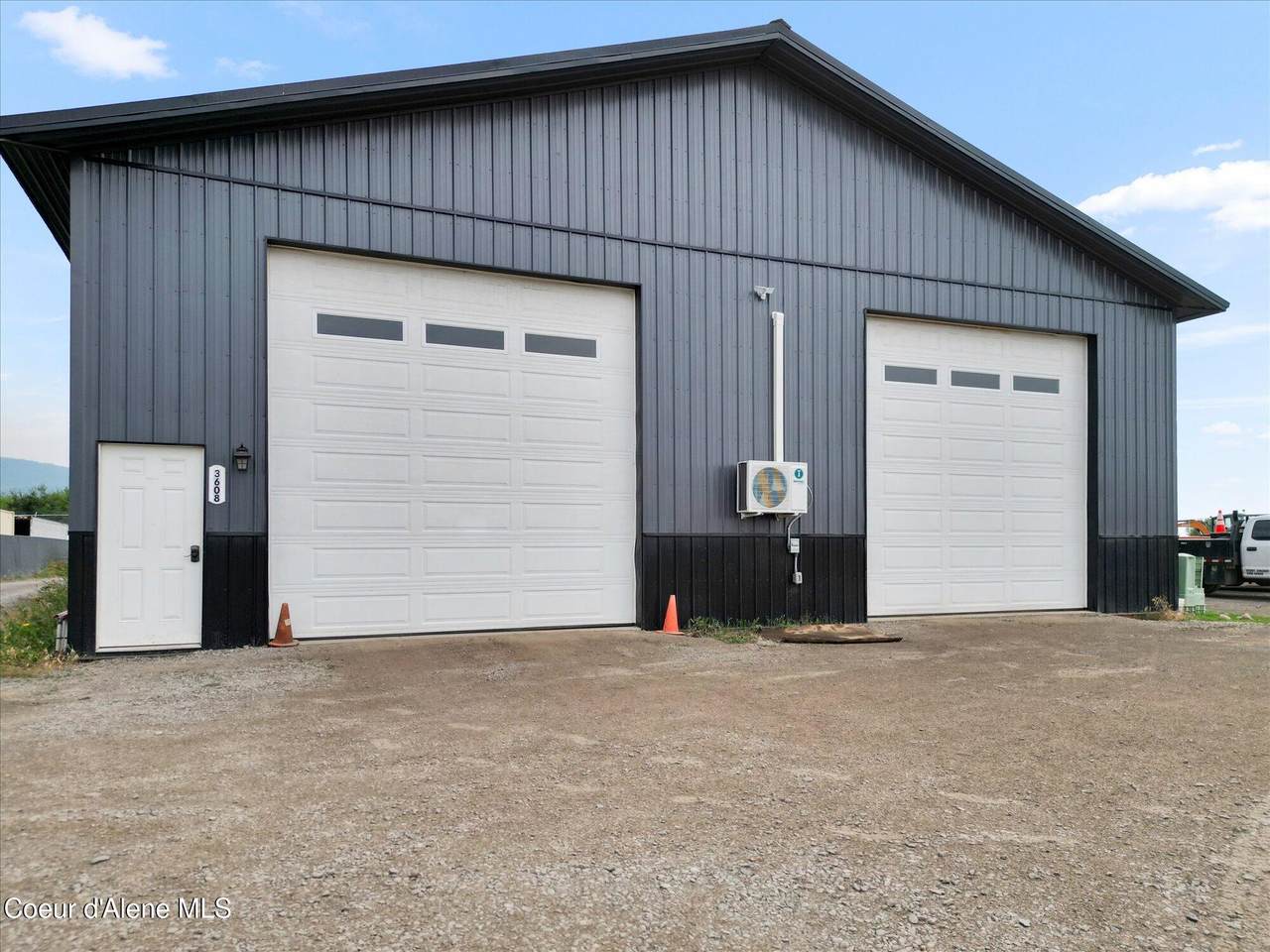 3608 Poleline Ave - Photo 1