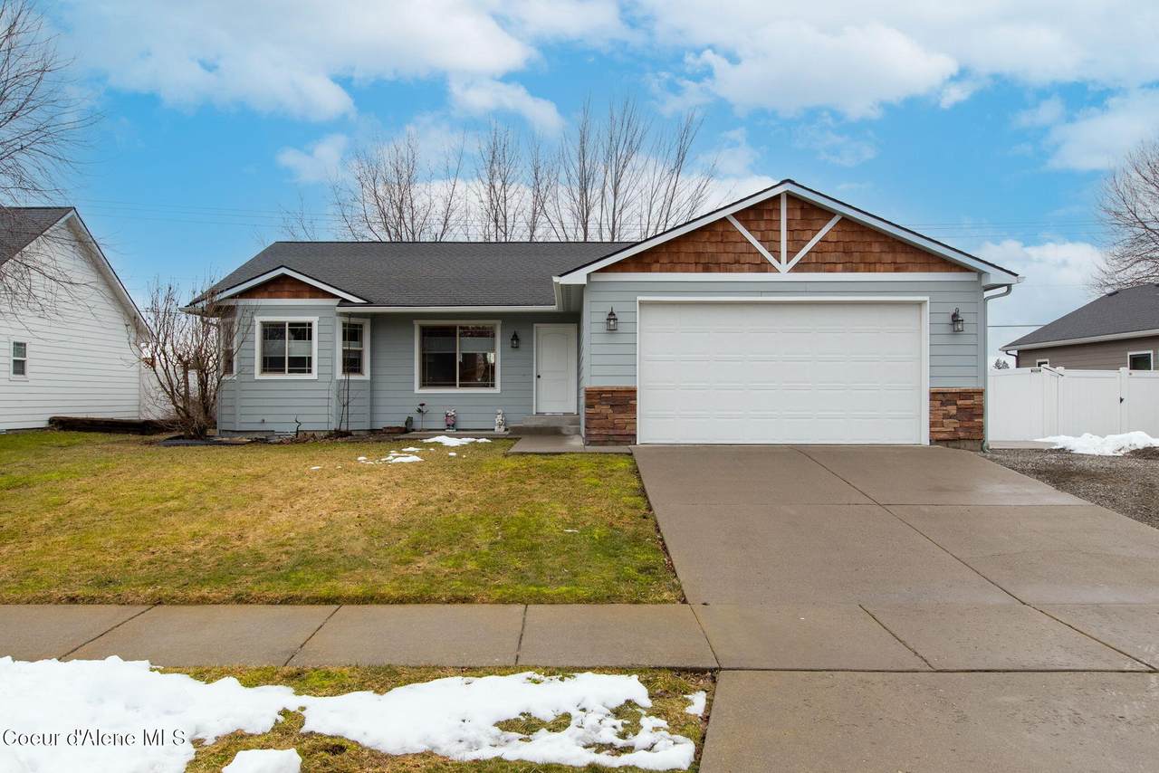 14743 Nixon Loop - Photo 1