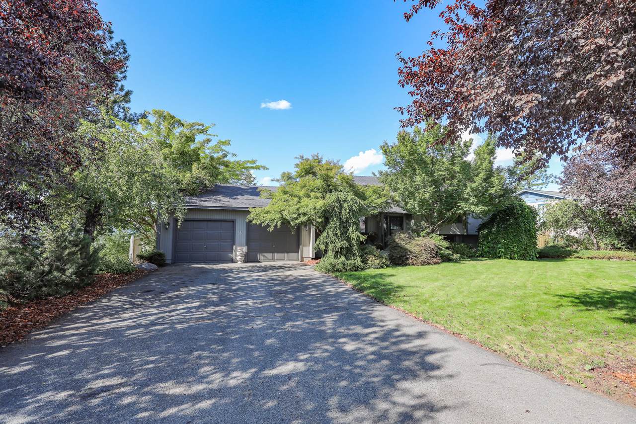 1525 Glasgow Dr - Photo 1