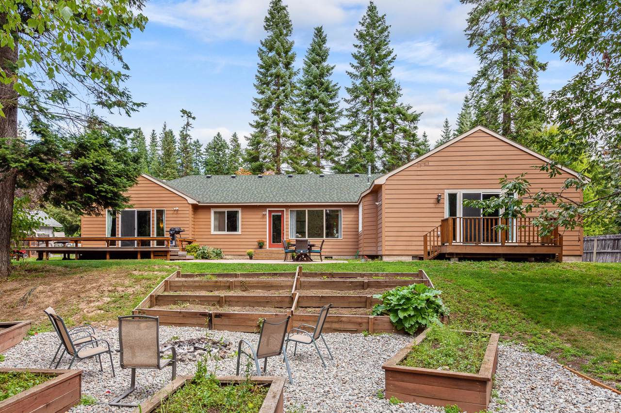 3182 Cambridge Dr - Photo 1